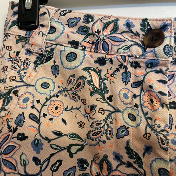 Boden Paisley khaki style cropped pants - Picture 4 of 13